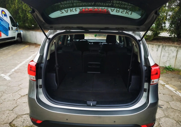 Kia Carens cena 45900 przebieg: 137000, rok produkcji 2015 z Szczecin małe 106